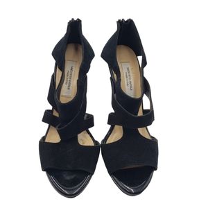 Saks Fifth Avenue Italy Womens 8 Suede Patent Peep Toe Strappy Heeled Sandals